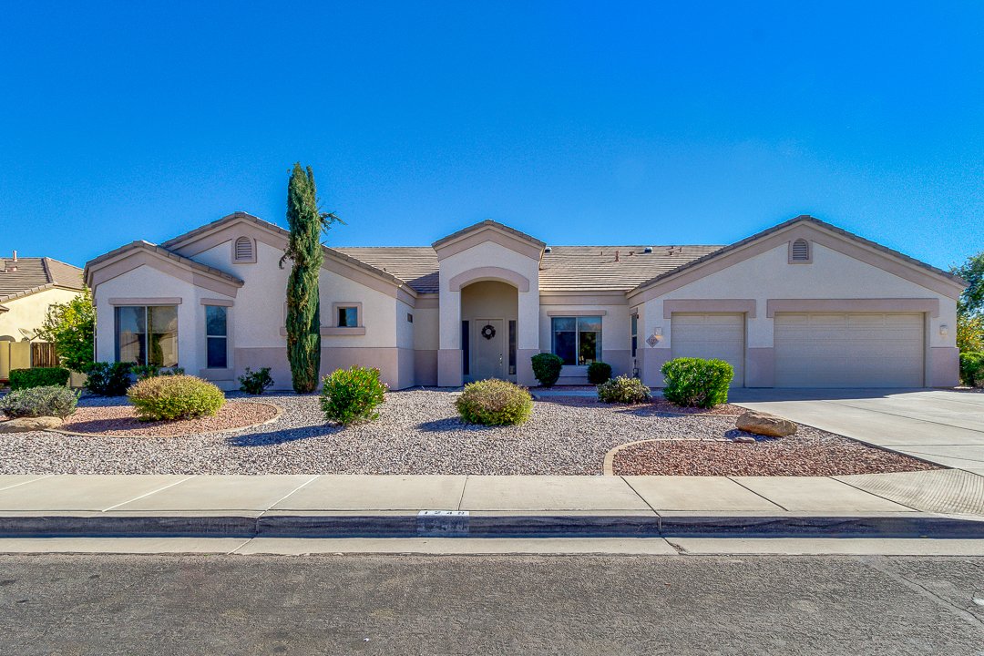 Inside Los Alamos House, an assisted living home in Mesa, AZ